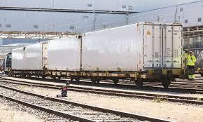 Kashmir Fruit Exporters Push for Cold Chain Rail Solutions